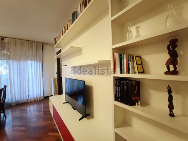 appartamento in affitto a Monza in zona Centro Storico