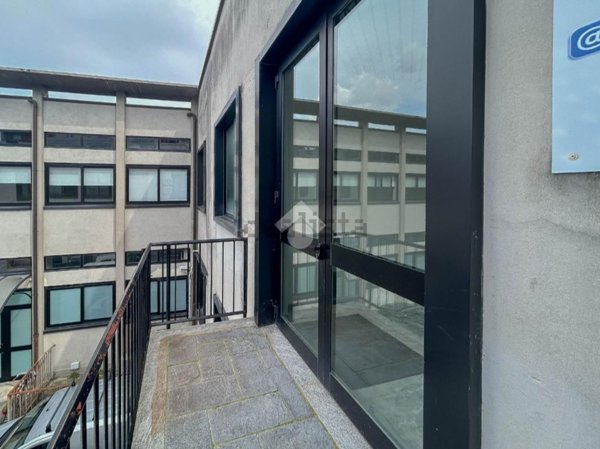 ufficio in affitto a Monza