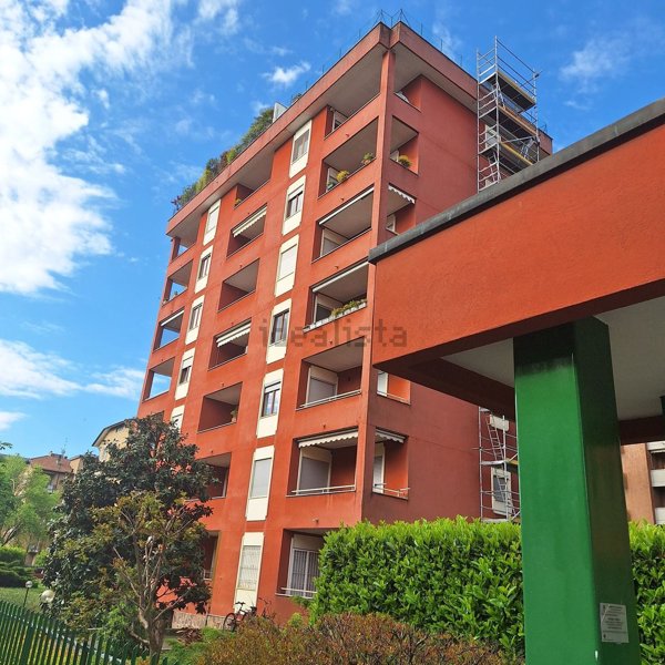 ufficio in affitto a Monza