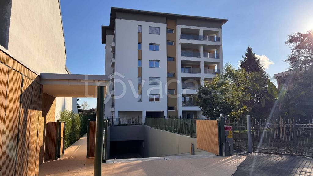 appartamento in affitto a Monza in zona Ospedale San Gerardo