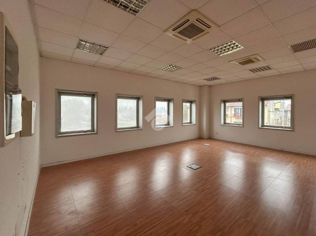 ufficio in affitto a Monza in zona Centro Storico