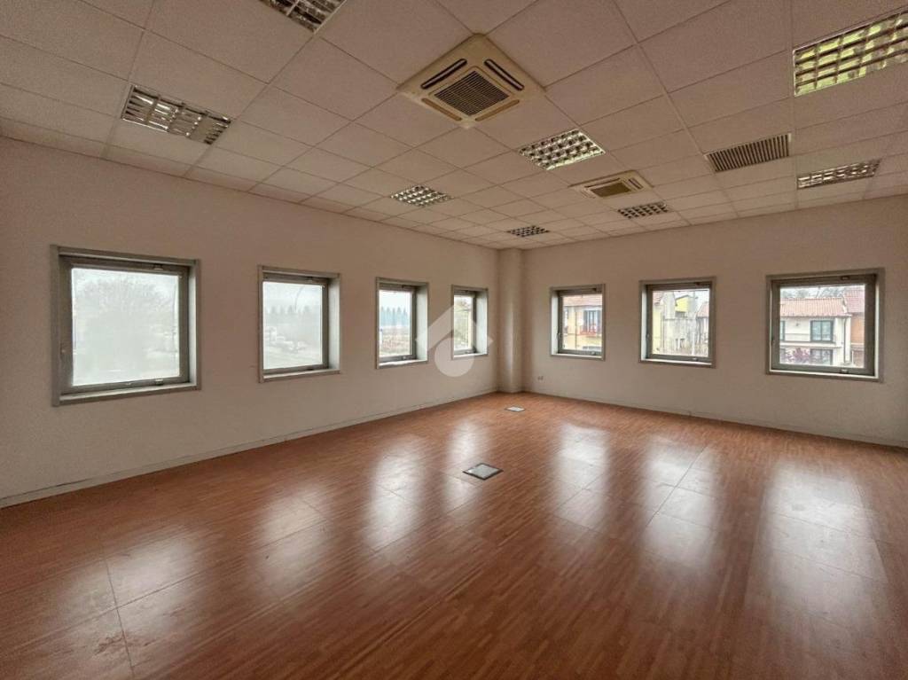ufficio in affitto a Monza in zona Centro Storico