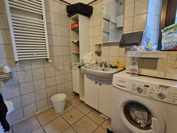 negozio in affitto a Monza in zona Centro Storico