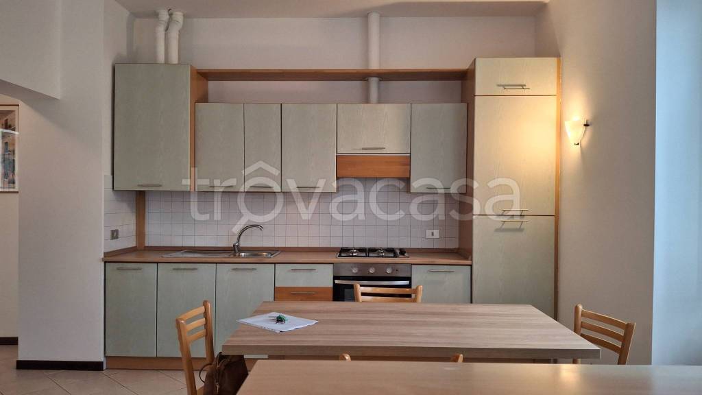 appartamento in affitto a Monza in zona Centro Storico