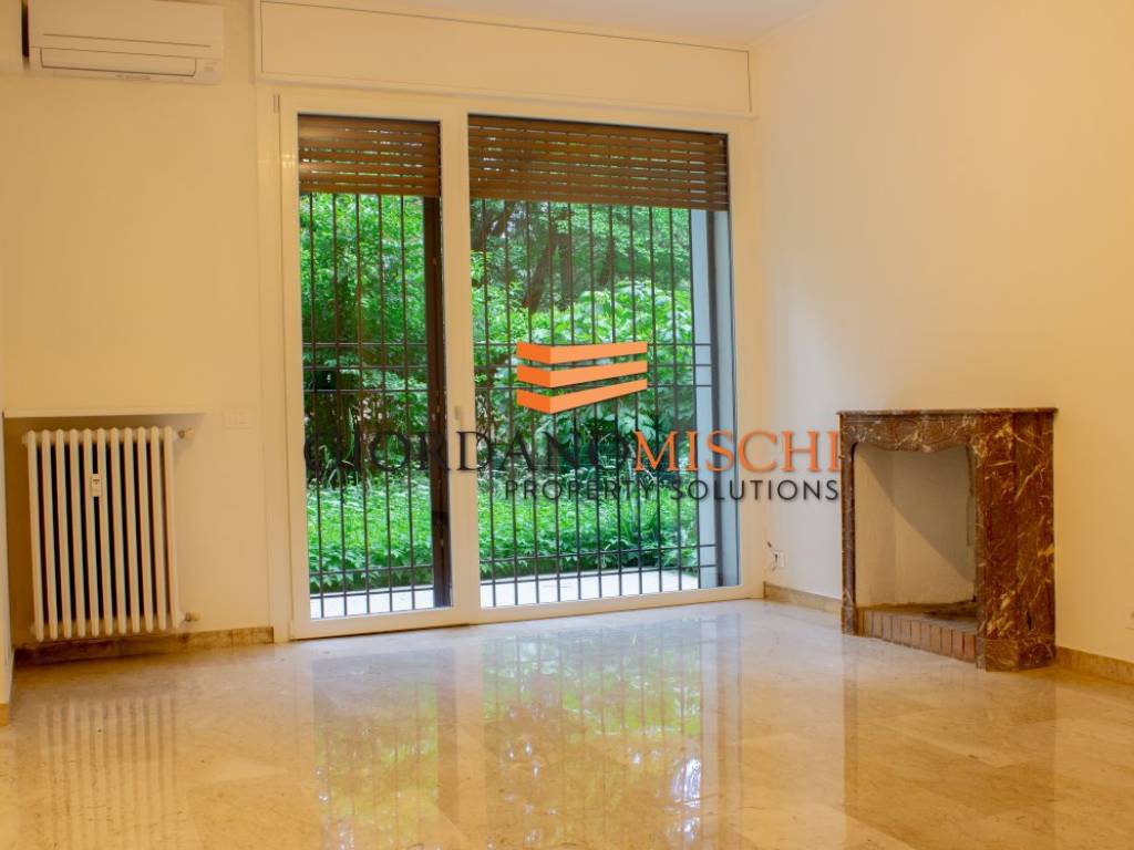 appartamento in affitto a Monza in zona Centro Storico