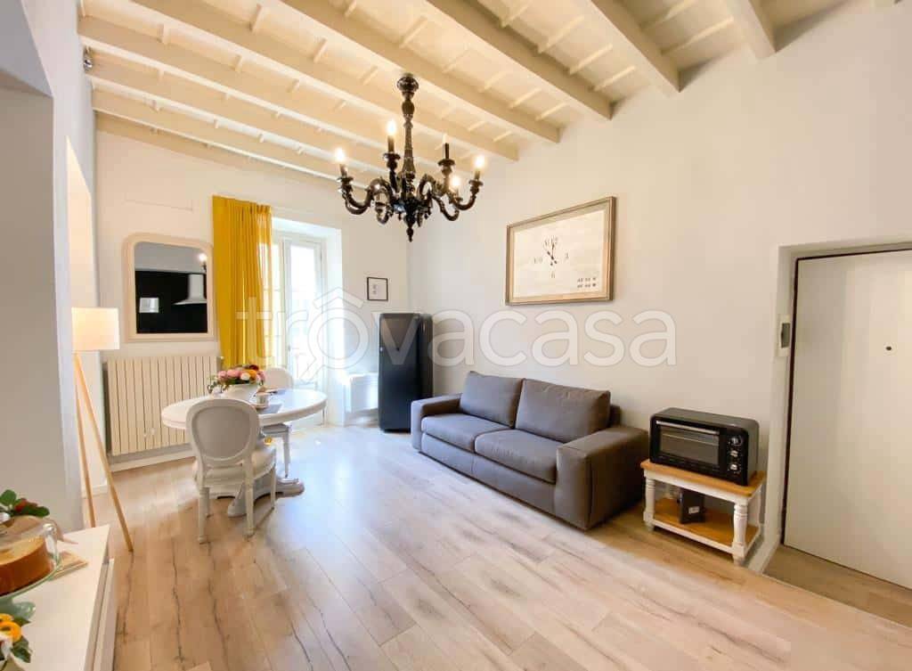 appartamento in affitto a Monza in zona Centro Storico