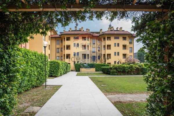 appartamento in affitto a Monza in zona Centro Storico