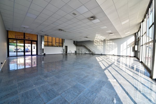 ufficio in affitto a Monza