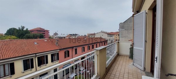 appartamento in affitto a Monza