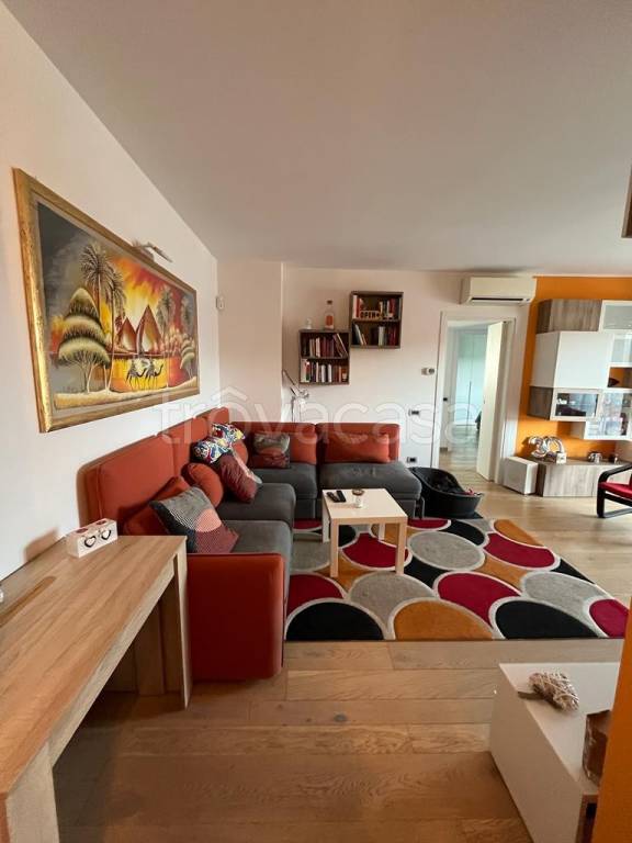 appartamento in affitto a Monza