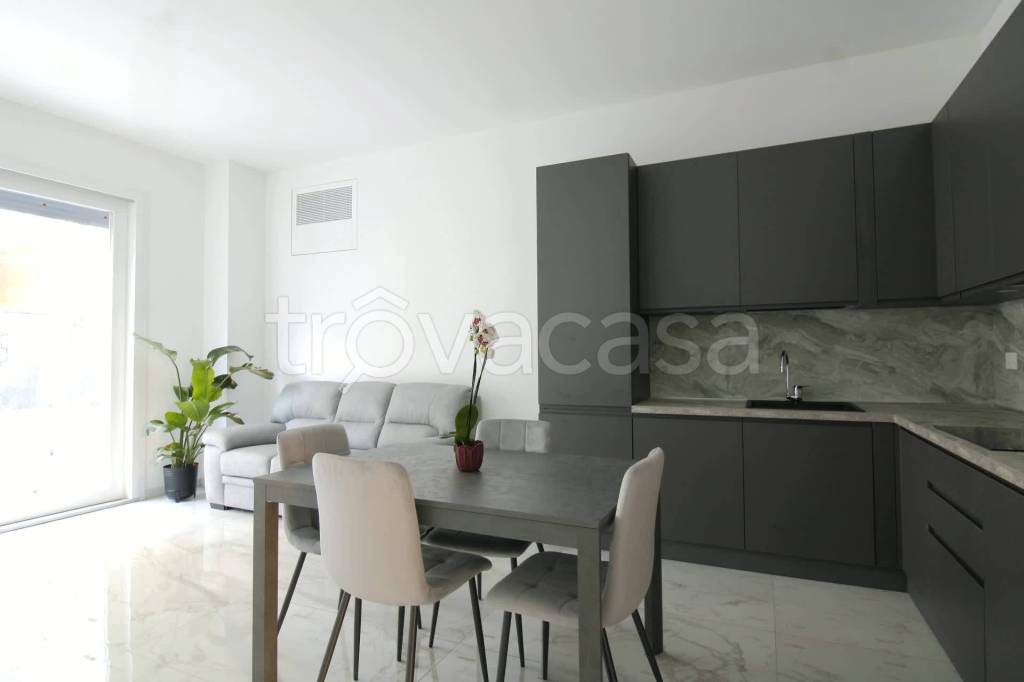 appartamento in affitto a Monza