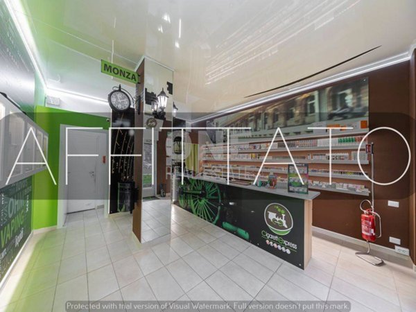 negozio in affitto a Monza in zona Centro Storico