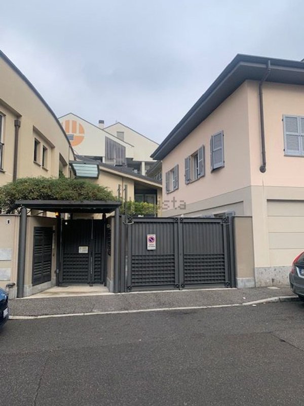 appartamento in affitto a Monza in zona Centro Storico