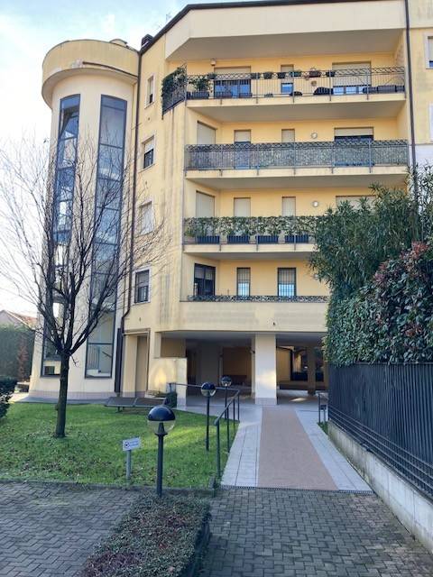 appartamento in affitto a Monza