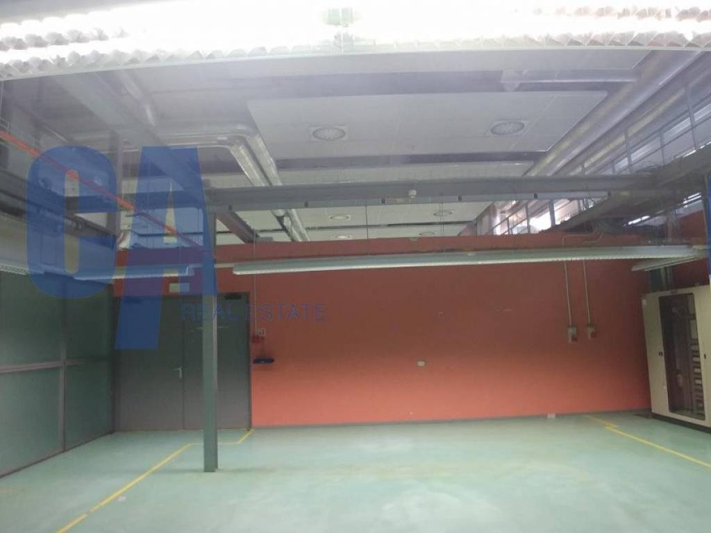 negozio in affitto a Monza