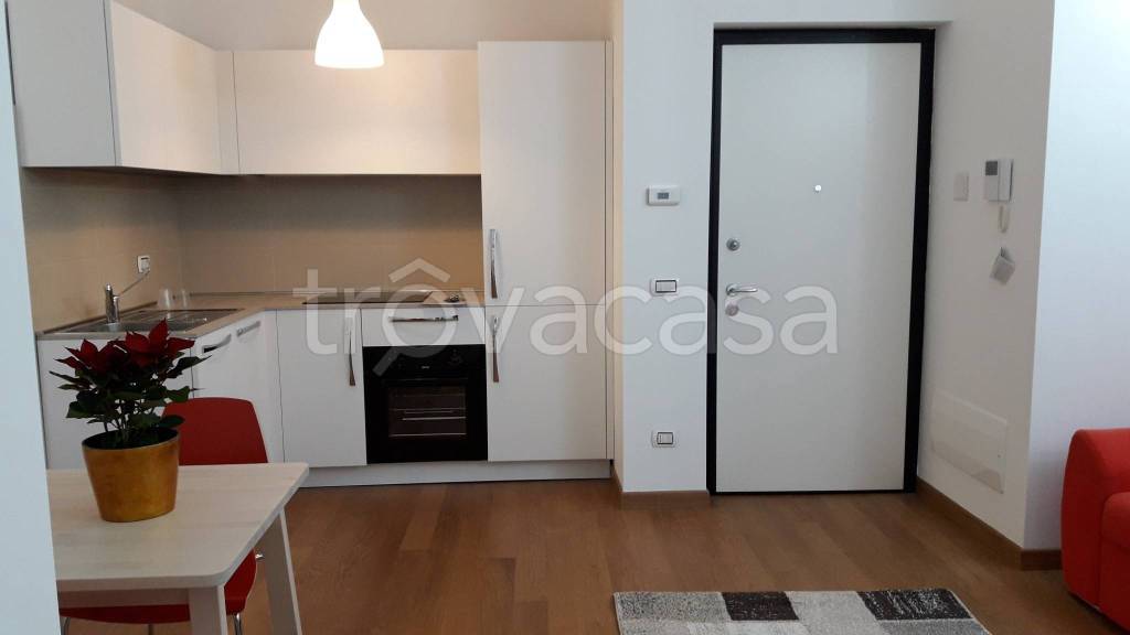 appartamento in affitto a Monza in zona Centro Storico