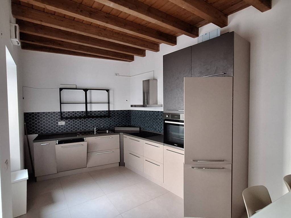 appartamento in affitto a Monza in zona Centro Storico