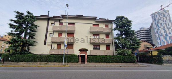 appartamento in affitto a Monza in zona Ospedale San Gerardo