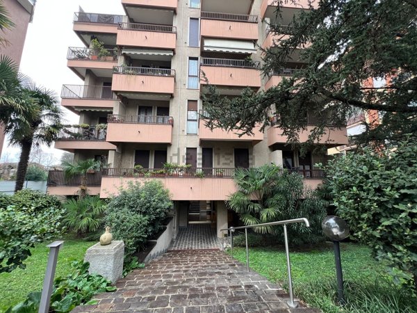 appartamento in affitto a Monza