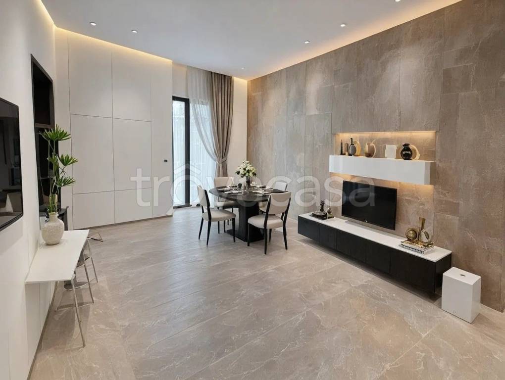 appartamento in affitto a Monza in zona Centro Storico