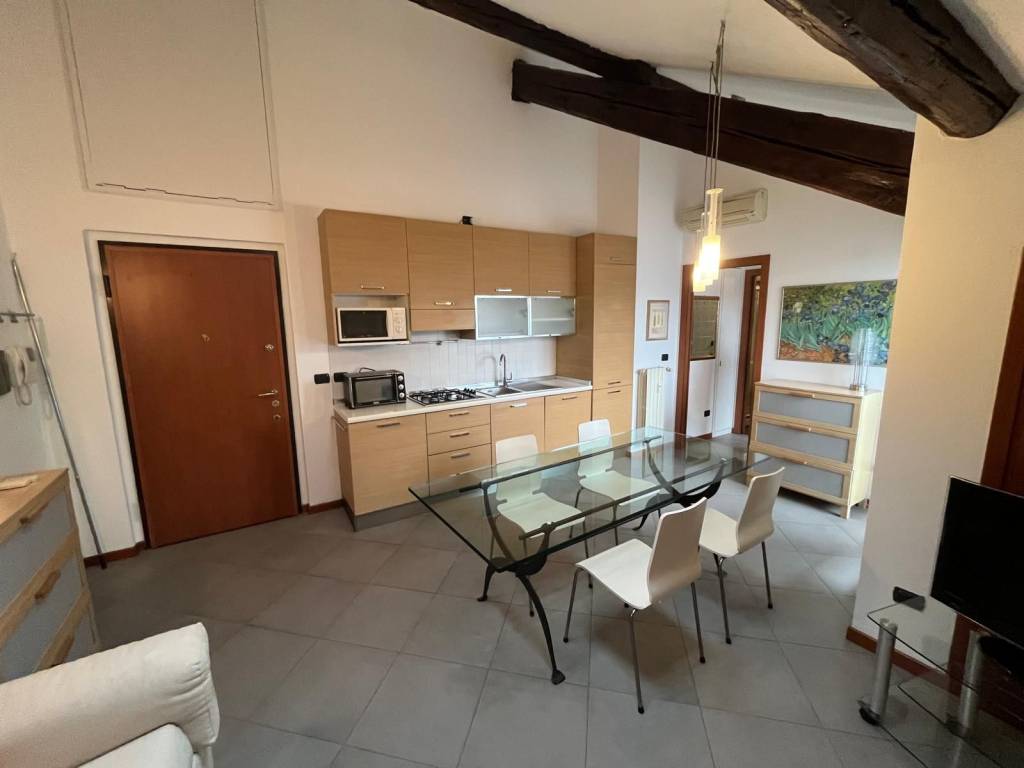 appartamento in affitto a Monza