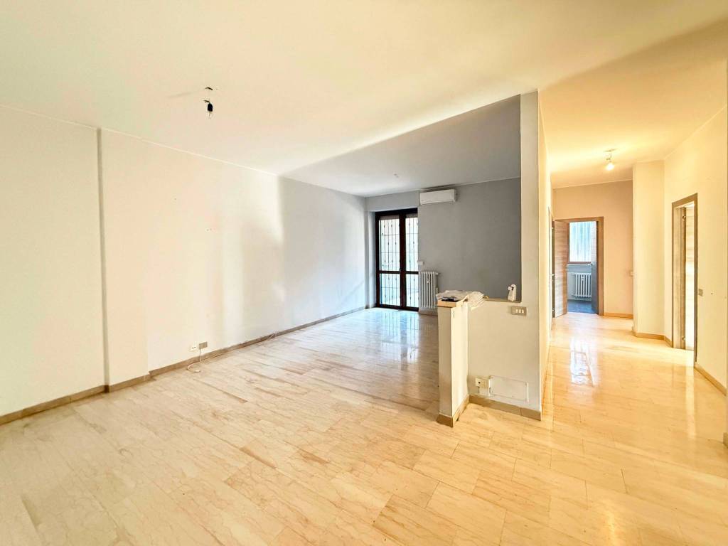 appartamento in affitto a Monza in zona Centro Storico