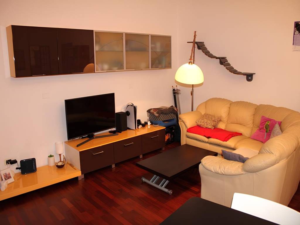 appartamento in affitto a Monza in zona Centro Storico