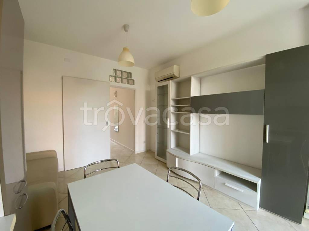 appartamento in affitto a Monza in zona Centro Storico