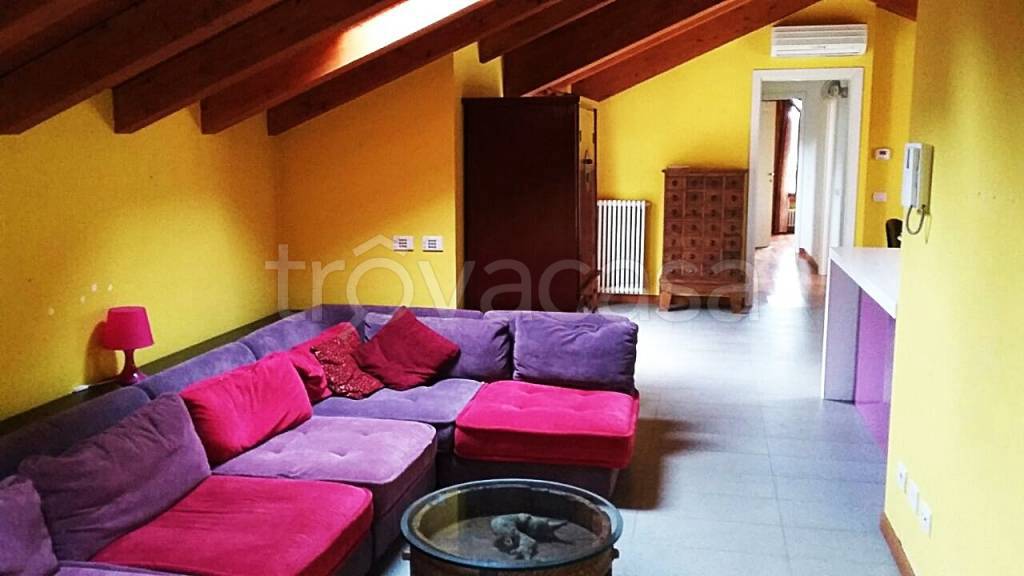 appartamento in affitto a Monza in zona Ospedale San Gerardo