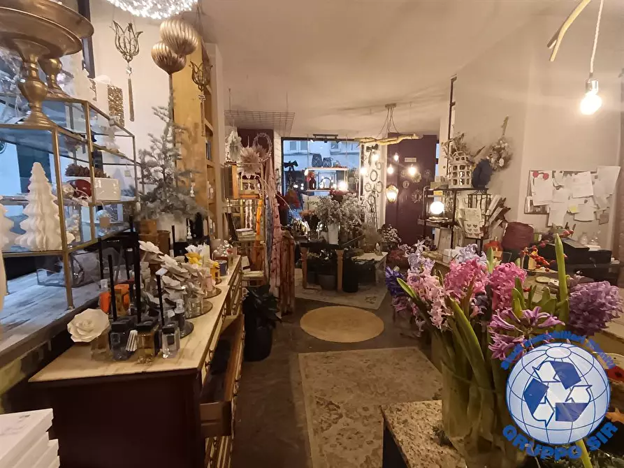 negozio in affitto a Monza in zona Centro Storico