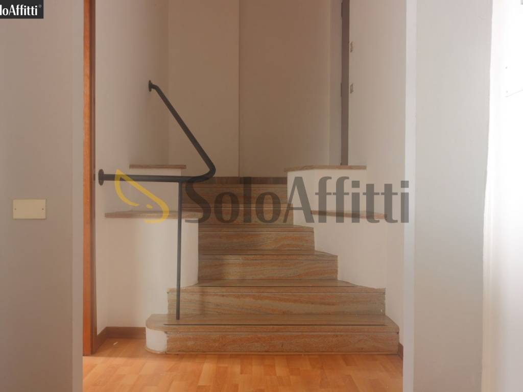 ufficio in affitto a Monza