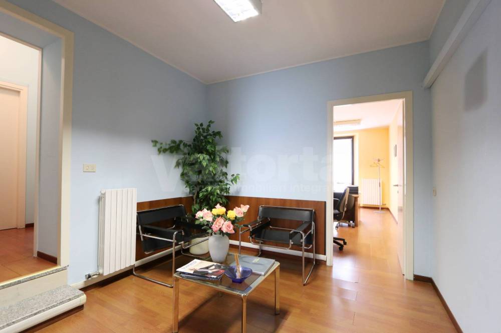 ufficio in affitto a Monza in zona Centro Storico