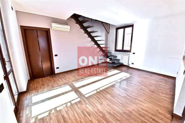 appartamento in affitto a Monza in zona Centro Storico