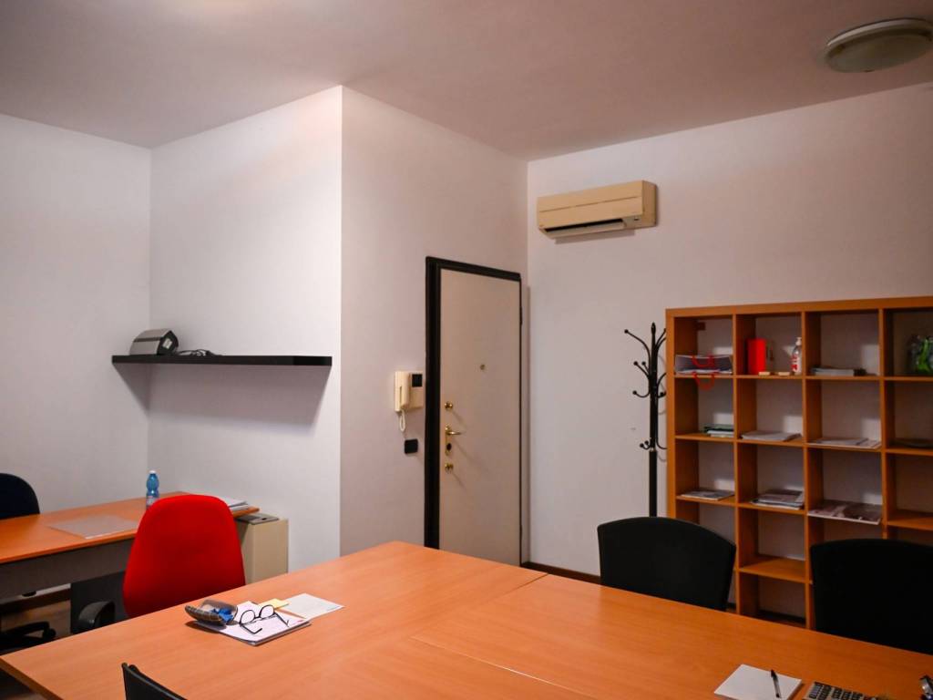ufficio in affitto a Monza in zona Centro Storico