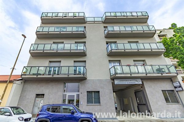 appartamento in affitto a Monza in zona Centro Storico