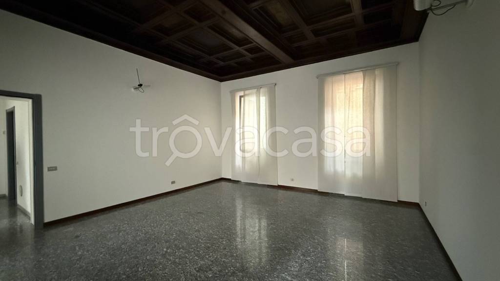 appartamento in affitto a Monza in zona Centro Storico