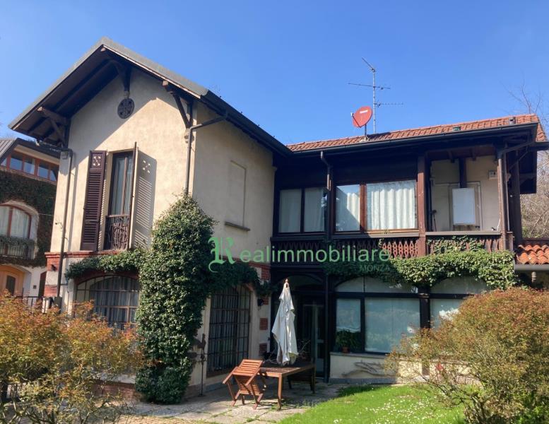 casa indipendente in affitto a Monza in zona Centro Storico