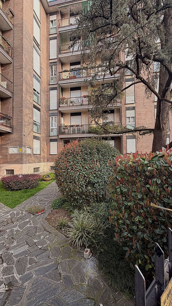 appartamento in affitto a Monza in zona Centro Storico