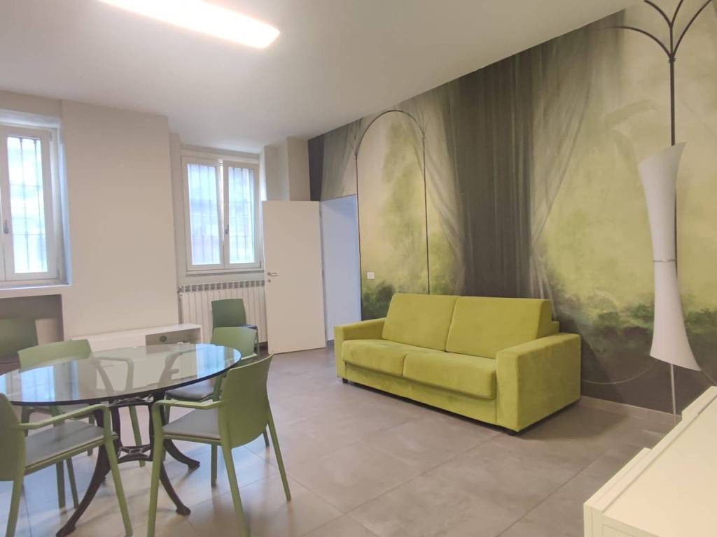 appartamento in affitto a Monza in zona Centro Storico