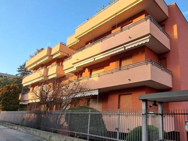 appartamento in affitto a Monza