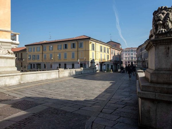 appartamento in affitto a Monza in zona Centro Storico