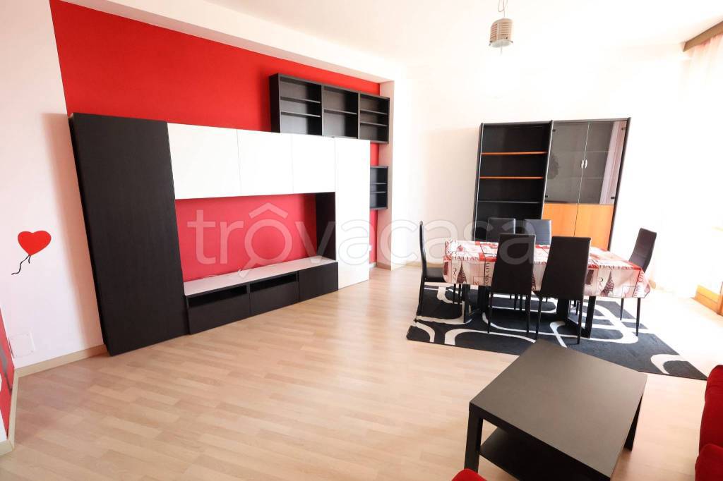 appartamento in affitto a Monza in zona Centro Storico