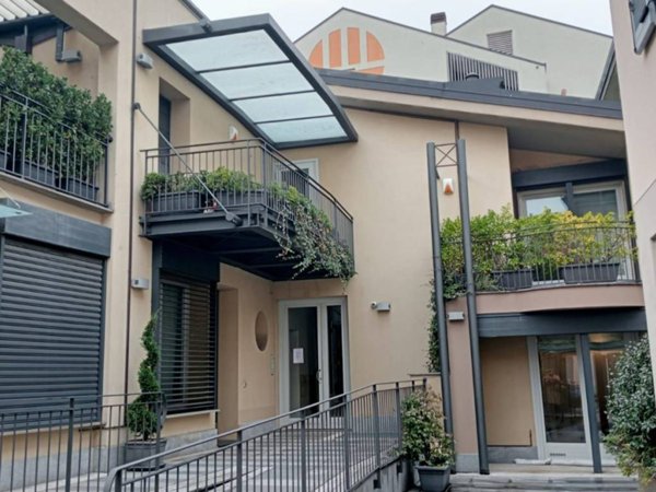 appartamento in affitto a Monza in zona Centro Storico