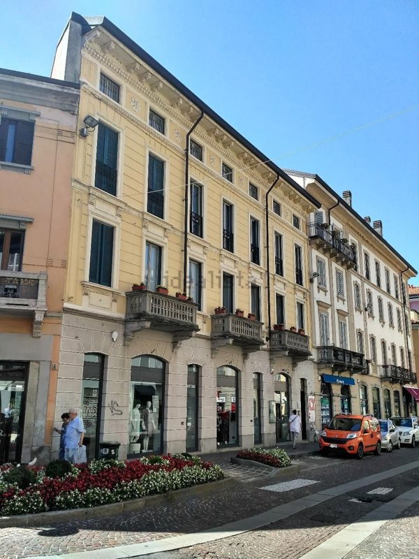appartamento in affitto a Monza in zona Centro Storico