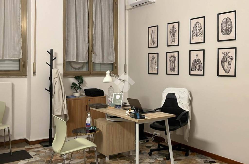 ufficio in affitto a Monza