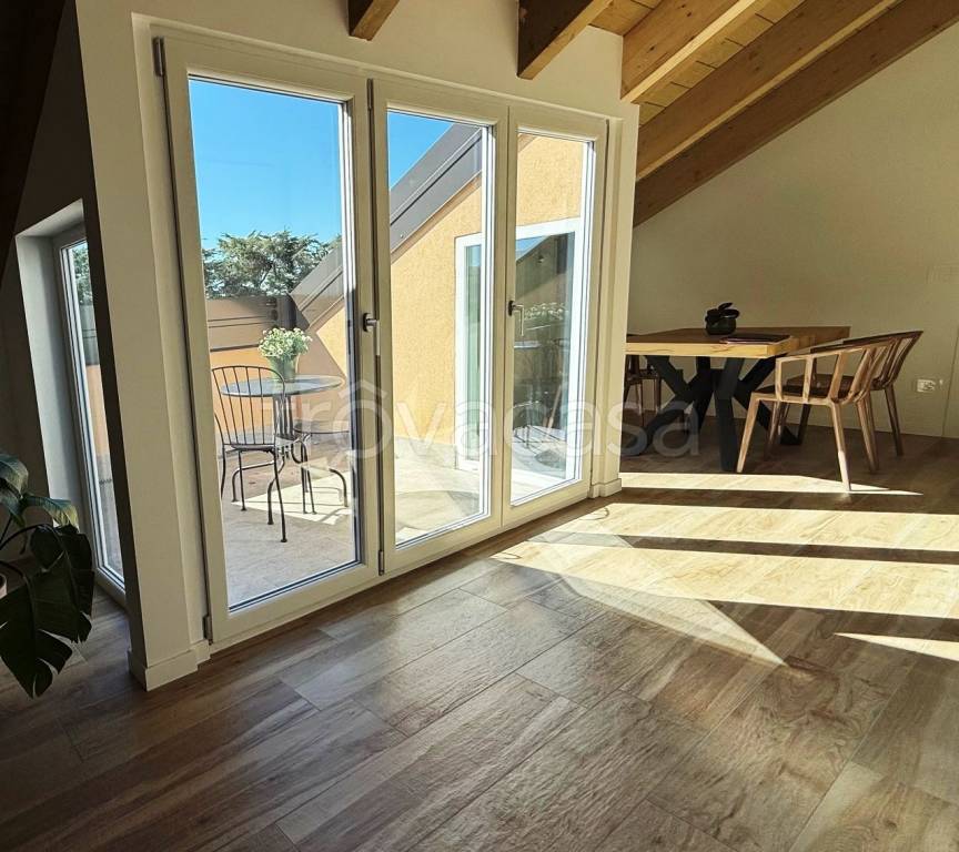 appartamento in affitto a Monza