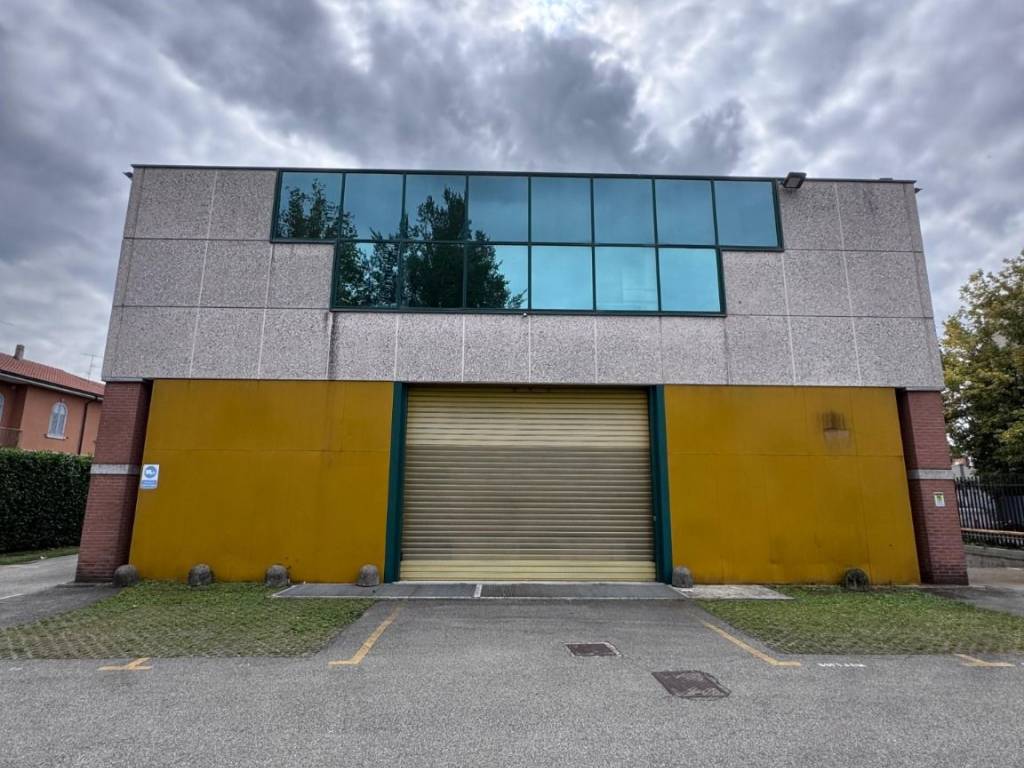 ufficio in affitto a Monza