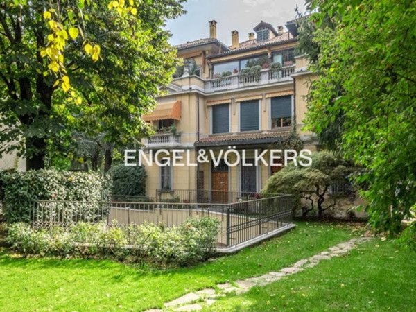 appartamento in affitto a Monza in zona Centro Storico