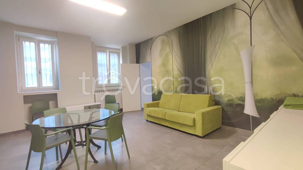 appartamento in affitto a Monza in zona Centro Storico