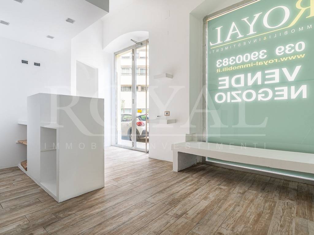 negozio in affitto a Monza in zona Centro Storico